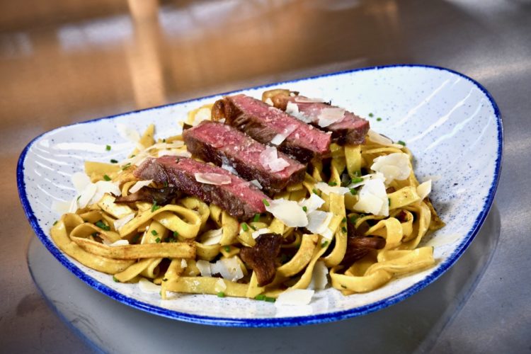 Pasta und Cocktails