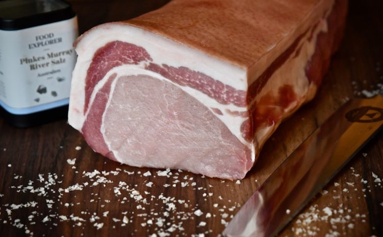 Dry Aged Schweinerücken mit Kartoffelstampf und Spinat