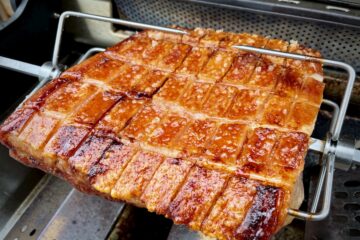 Knuspriger Schweinebauch vom Drehspieß